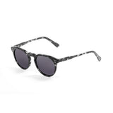 Demy black with smoke lens